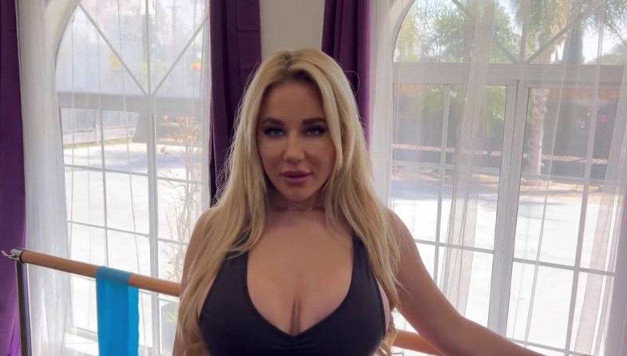 OnlyFans Savannah Bond Homemade Raw Sex Tape New POV